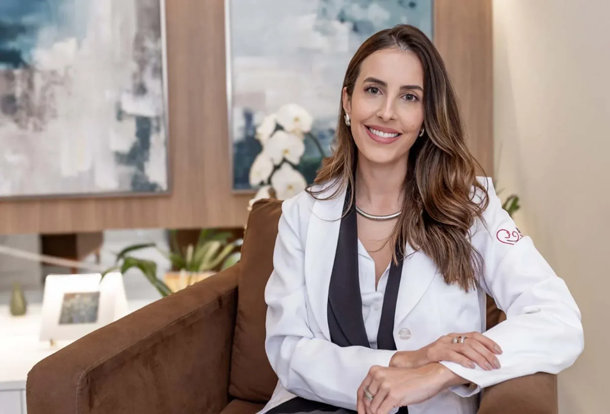 Dra. Thainá Naback Steinstrasser Henriques, Ginecologia, Obstetrícia e Reprodução Humana